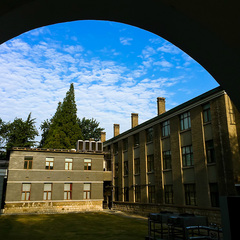 语科院